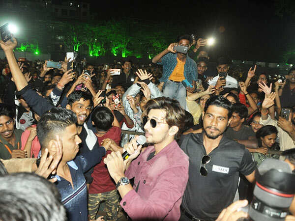 singer-darshan-rawal=anil-(13)
