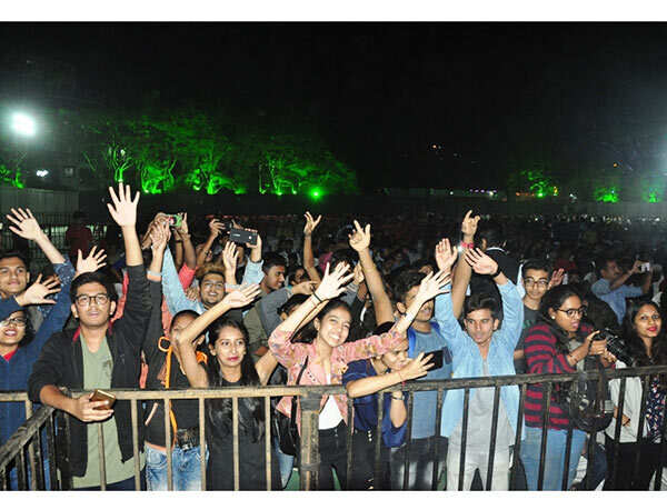singer-darshan-rawal=anil-(10)