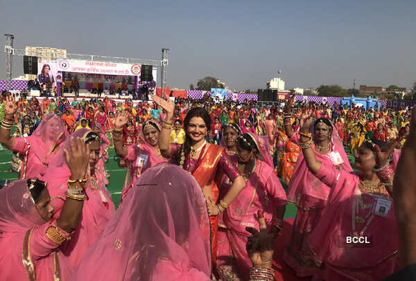 Deepshikha Ghoomar 4