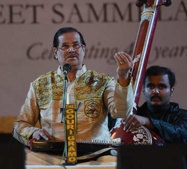 Ajoy Chakrabarty (3)
