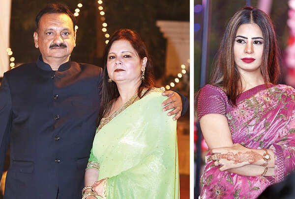 Guddu and Huma with Saba  (BCCL/ Aditya Yadav)