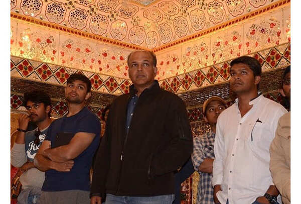 ashutosh gowariker