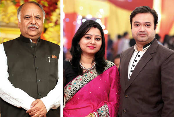 (L) Ashutosh Tandon (R) Sakshi and Amit (BCCL/ Aditya Yadav)