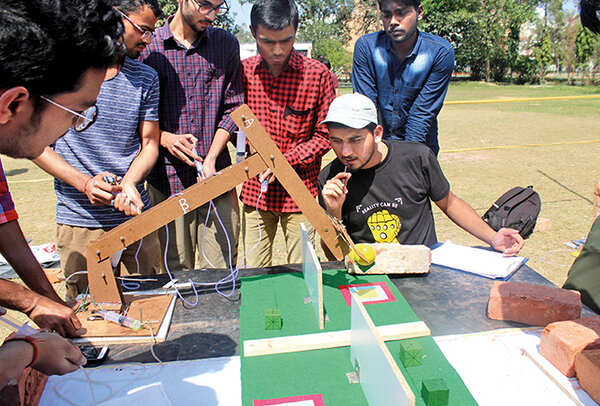 (L-R) Bhauik Jain, Bharat Panwar (Hydracs Event) (BCCL/ Arvind Kumar)