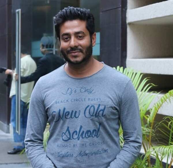 Raj Chakrabarty km (1)