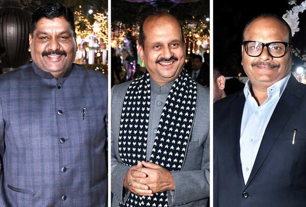 (L) Arvind Singh Gope (C) Ashok Singh (R) Brajesh Pathak (BCCL/ Vishnu Jaiswal)