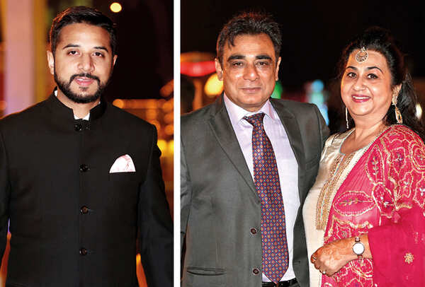 (L) Aditya Vohra (R) Ashwin and Abha Ohri (BCCL/ Aditya Yadav)