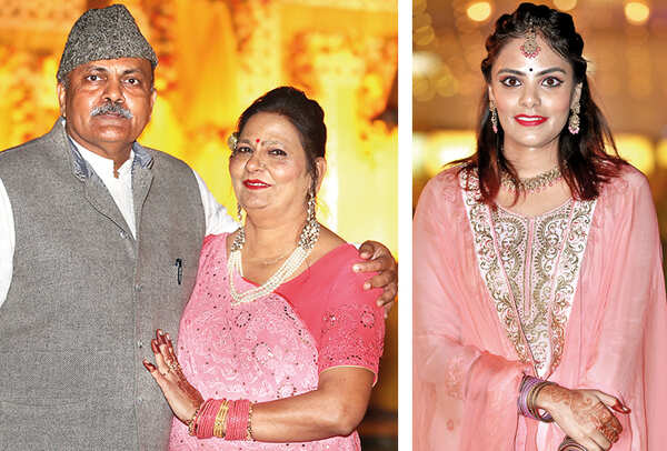(L) Deepak and Shobha Tripathi (R) Palak (BCCL/ Aditya Yadav)