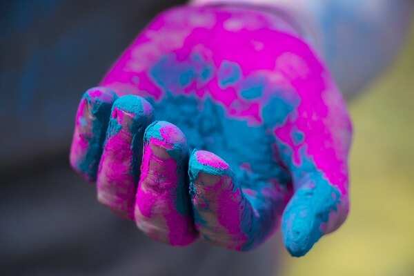 Happy Holi 2019: Photos, WhatsApp and Facebook Status