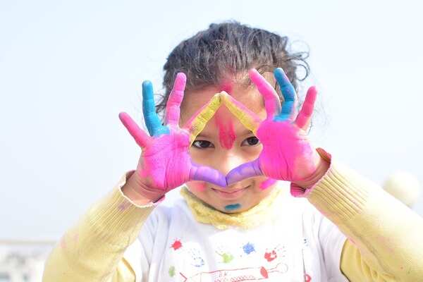Happy Holi 2019: Messages, Quotes, WhatsApp and Facebook Status