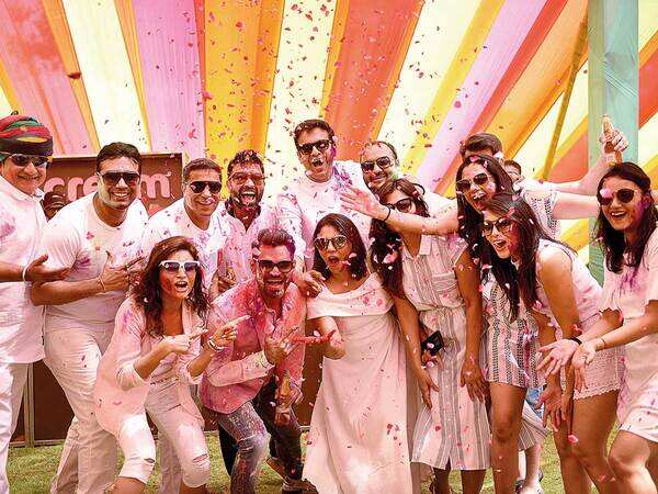 HT21_HOLI_TURN_DSC_2651