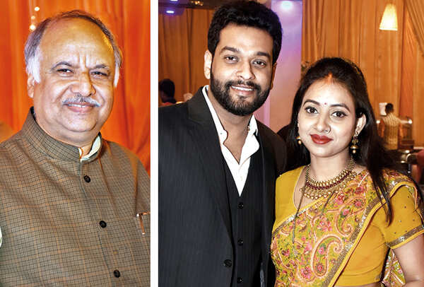Gopal Tandon with Akash and Shreya Verma (BCCL/ Vishnu Jaiswal)