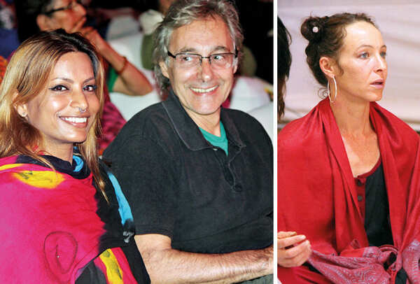 (L) Emma and Chrisrorhe (R) Lizo (BCCL/ Arvind Kumar)