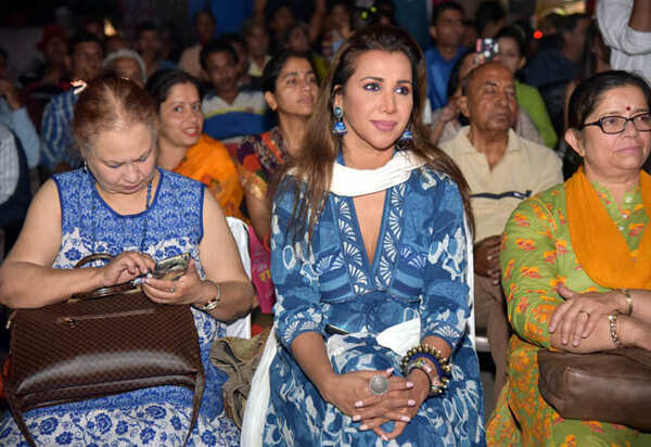 world autism awareness day at albert hall (12) - Copy
