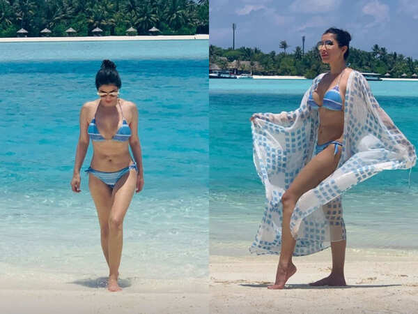 Sophie Choudry sexy