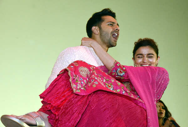 alia bhatt and varun dhawan (17)