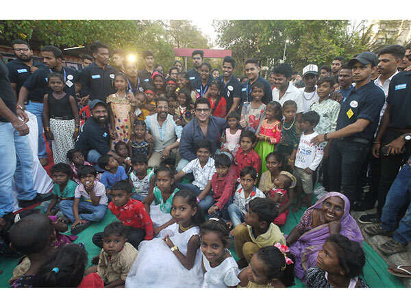 roti-ghar-javed-jafferry-ayub-khan-thane-(2)