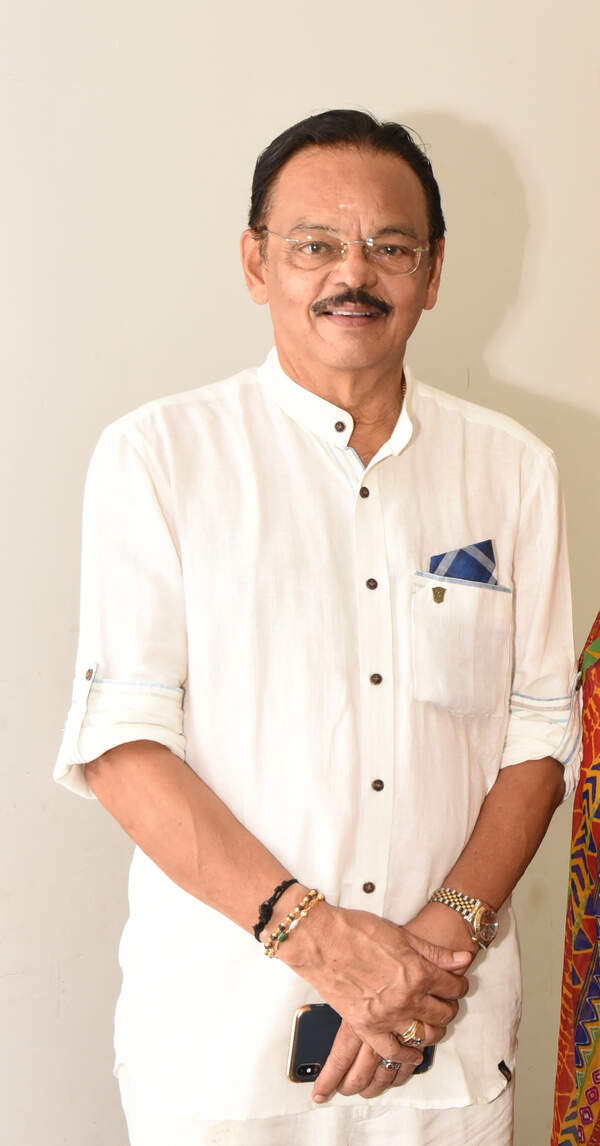 S Karthikeyan (2)