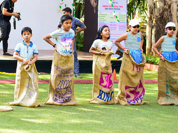 Kids-enjoying-grassroot-games