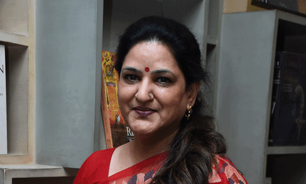 Radhika-Chopra-(Copy)