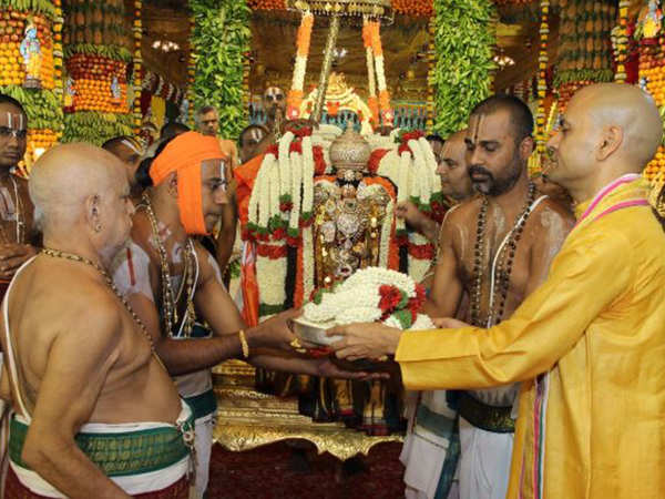 Thousands throng Tirupati for Lord’s ‘celestial wedding’ | Amaravati ...