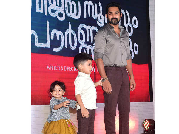 Adam-Asif Ali-Haya (2)