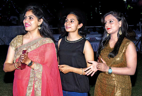 (L-R) Vyoma Singh, Vartika Singh and Anugya Saxena (BCCL/ Vishnu Jaiswal)