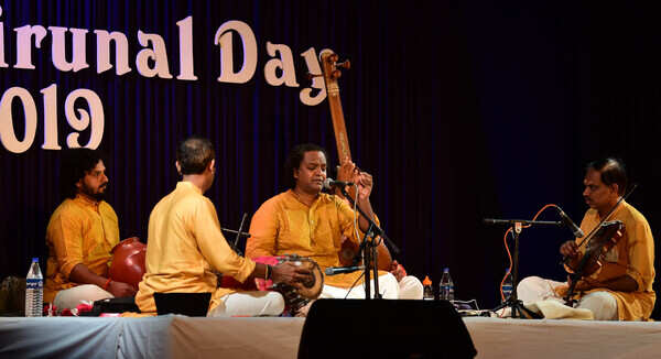 Carnatic music concert by Sreevalsan J Menon during the Swati Thirunal day 2019 at Fine arts hall (10)