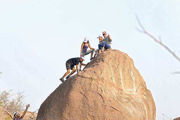 pg1_rock1