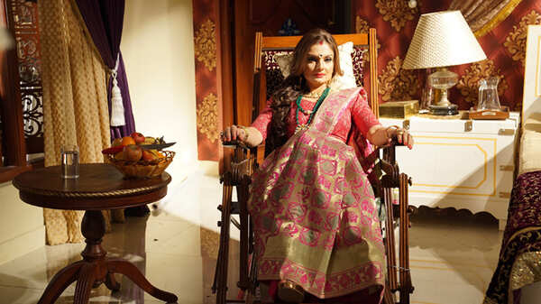 Deepshikha Nagpal as Nilambari