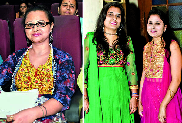 (L) Nivedita Banerjee (R) Rupam and Deepa Awasthi (BCCL/ Farhan Ahmad Siddiqui)