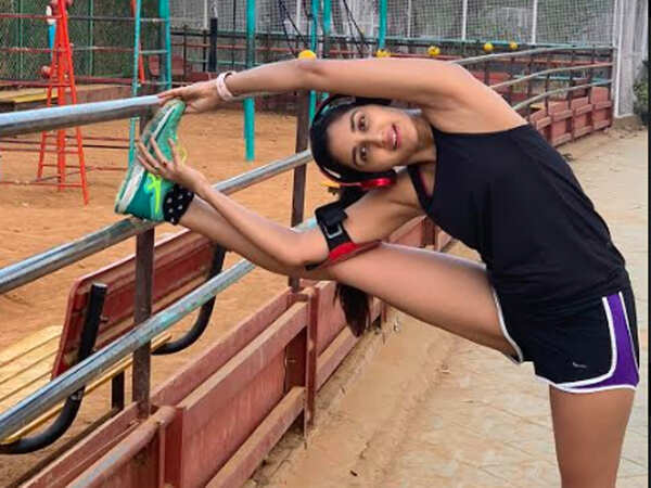 Nikita stretching