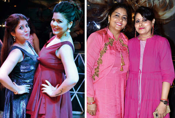 (L) Shipra Agarwal and Simmi Oberai (R) Archana Gupta and Sudha Gupta (BCCL/ IB Singh)