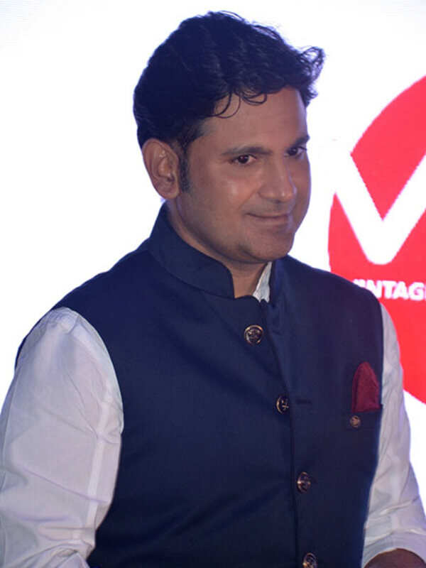 Manoj-Muntashir---Solo