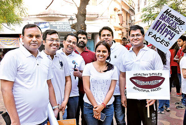 ALL SMILES (BCCL/ Vishnu Jaiswal)