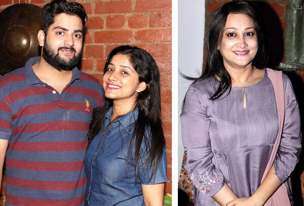 (L) Arun and Bhawna (R) Farah Rizvi (BCCL/ Aditya Yadav)