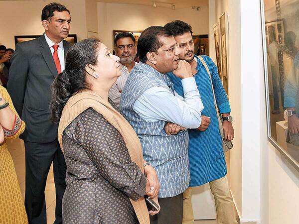 HT04GALLERY-REKHACHAUHAN,RAGHAVENDRASCHAUHAN,BHOLANATHANDBVENKATESHAM-thumb