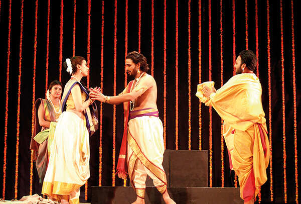 A scene from Svapnavasavadattam (BCCL/ Arvind Kumar)