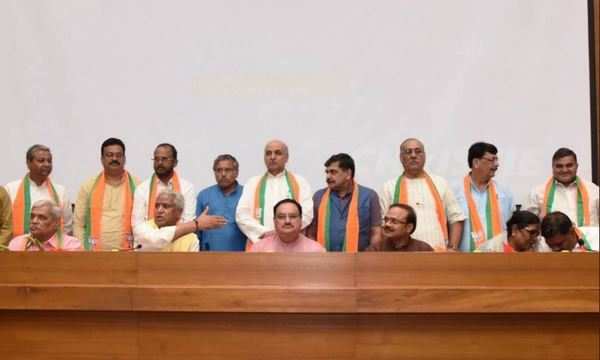 JP Nadda takes stock of BJP's nationwide membership expansion drive ...