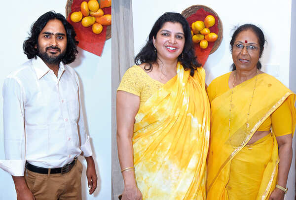 (L) Bhupendra Kumar Asthana (R) Jyotsna Kaur Habibullah and Julia Simlai (BCCL/ Vishnu Jaiswal)