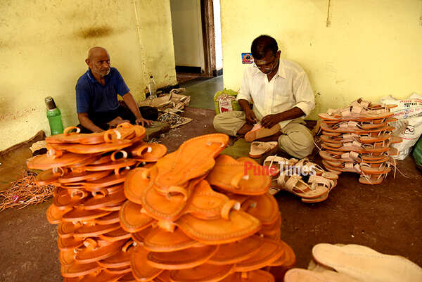 Kolhapuri, but with a hint of Sangli and Nipani
