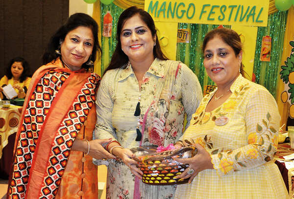 Dolly Manga, Sonu Arora and Neelam Bagga (BCCL/ IB Singh)