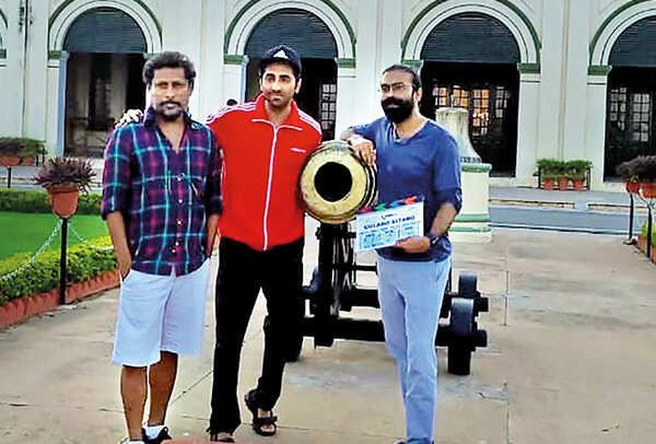 (L-R) Shoojit Sircar, Ayushmann Khurrana and Ronnie Lahiri (BCCL/ Aditya Yadav)