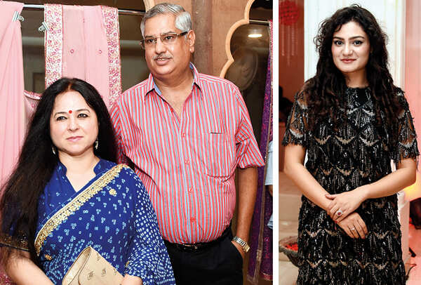(L) Upma and Atul Chaturvedi (R) Amira Husain (BCCL/ Farhan Ahmad Siddiqui)