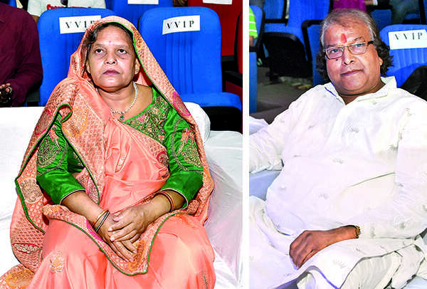 (L) Sharda Mishra (R) Pt Ravi Nath Mishra (BCCL/ Farhan Ahmad Siddiqui)