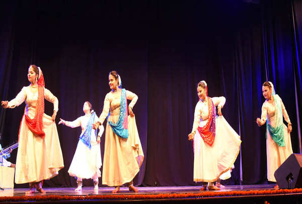 Performance Of The Purest Form Of Jaipur Kathak Gharana In Nrityam 