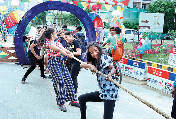 Participants at Happy Streets (BCCL/Aditya Yadav)