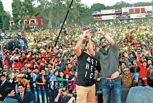 SRK-Hansraj-College