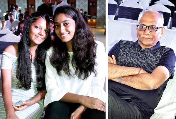 (L) Yasha and Kamini (R) Anil (BCCL/ Arvind Kumar)