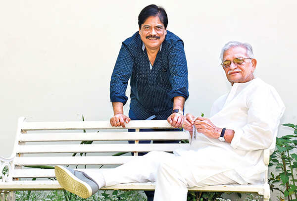 Salim Arif with Gulzar at Lucknow (BCCL/ Vishnu Jaiswal)